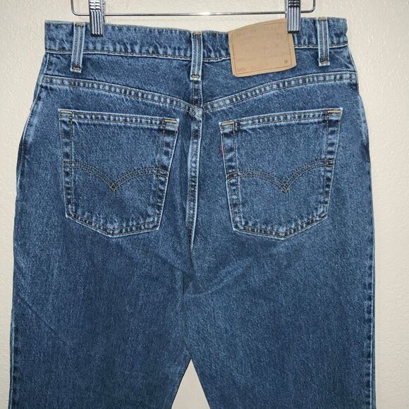 Vintage Levi’s 505 Jeans - Picture 10 of 12